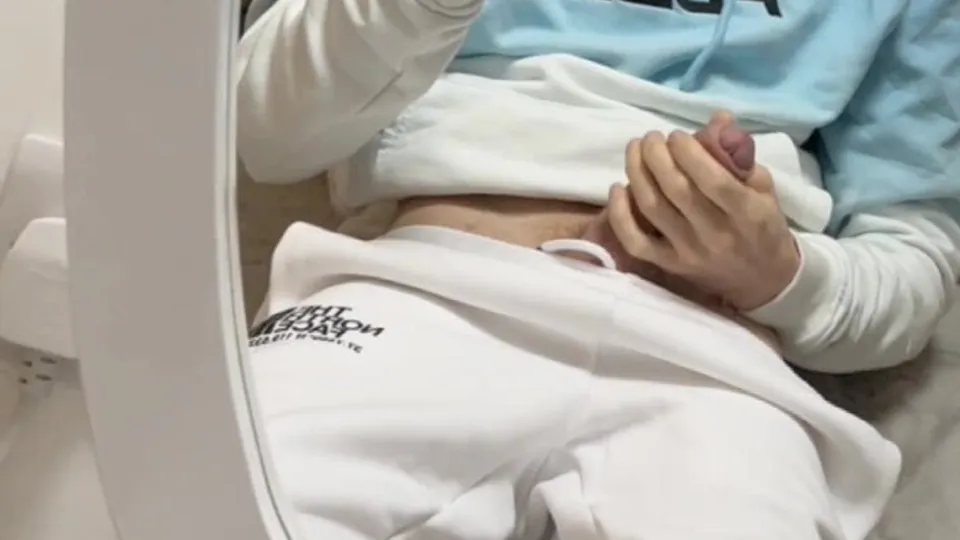 Hot teen jerking 1 - ThisVid.com