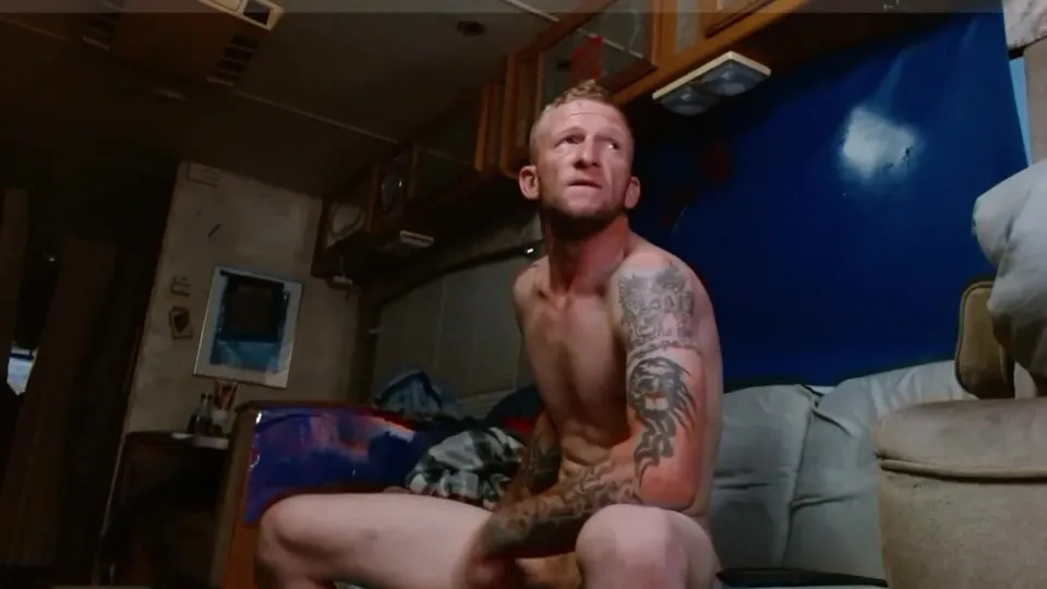 Hot trashy trailer redneck ginger jerks & cums - ThisVid.com