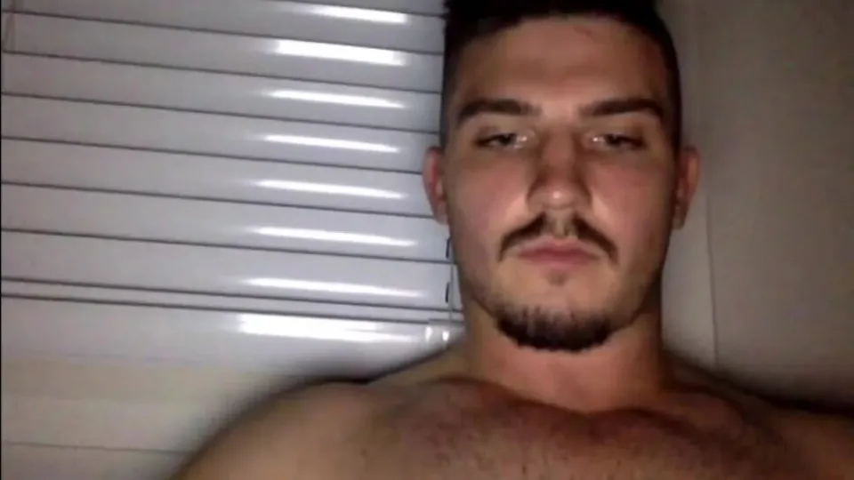 Hot young aussie rugby player cumming - ThisVid.com
