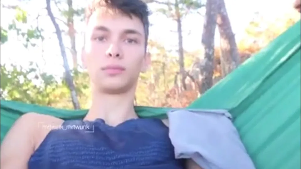 Hot young horny slutty twink sucks twunk