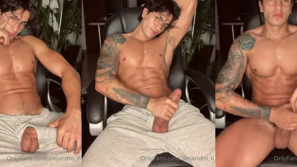 Hotalex6 – Jerk off + cum
