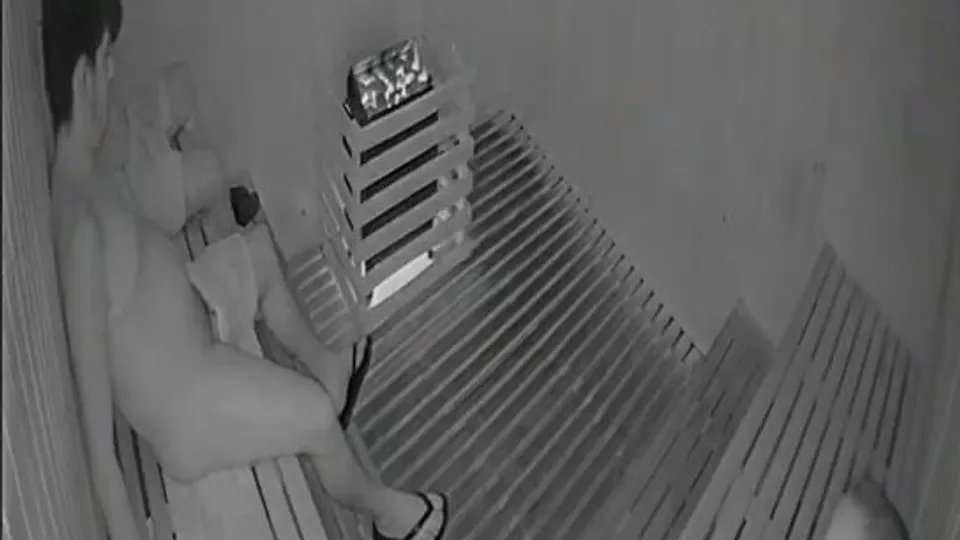 Hotel Sauna Threesome - ThisVid.com