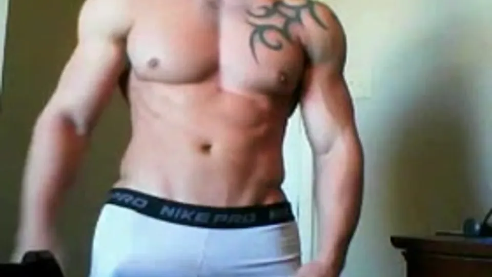 Hottest guy ever on cam