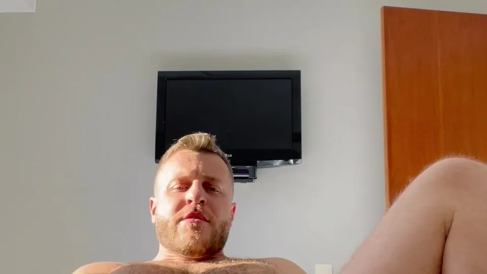 Hottest muscle bear cum 10 - ThisVid.com