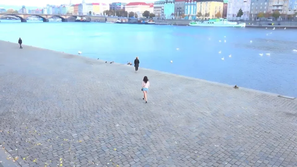 Nikky Perry Blows and Bangs