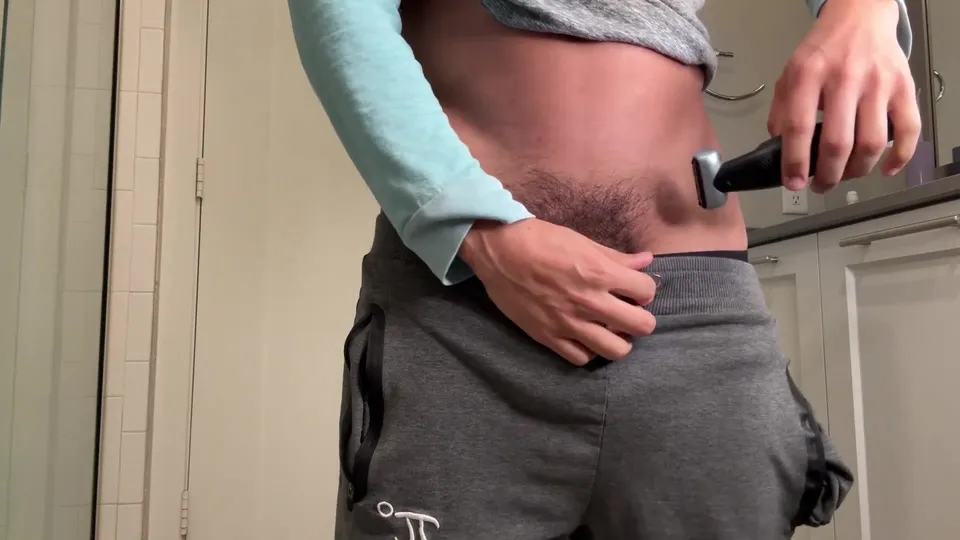 How to Shave Your Balls - ThisVid.com