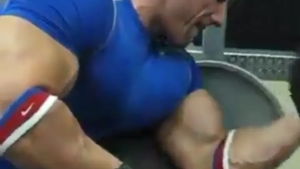 Huge Biceps Workout - ThisVid.com