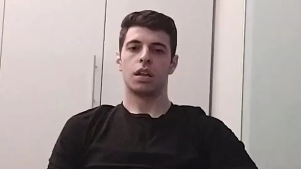 Huge cock - video 43 - ThisVid.com