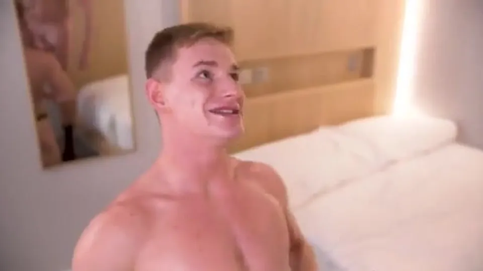 Daddy Breeds Twink