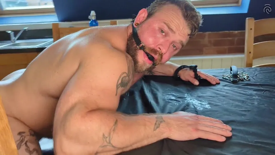 Huge Jack dominates and fists muscle pig Rock Biggs