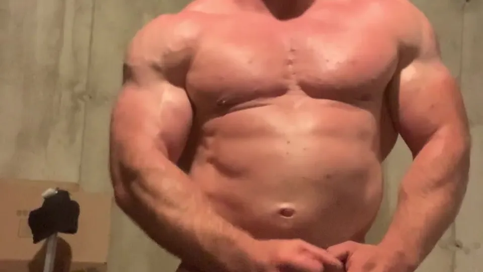 Huge roided bodybuilder bro jerk off and cum 2 - ThisVid.com
