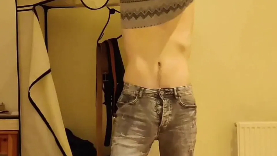 Hung and Hairy Twink - ThisVid.com