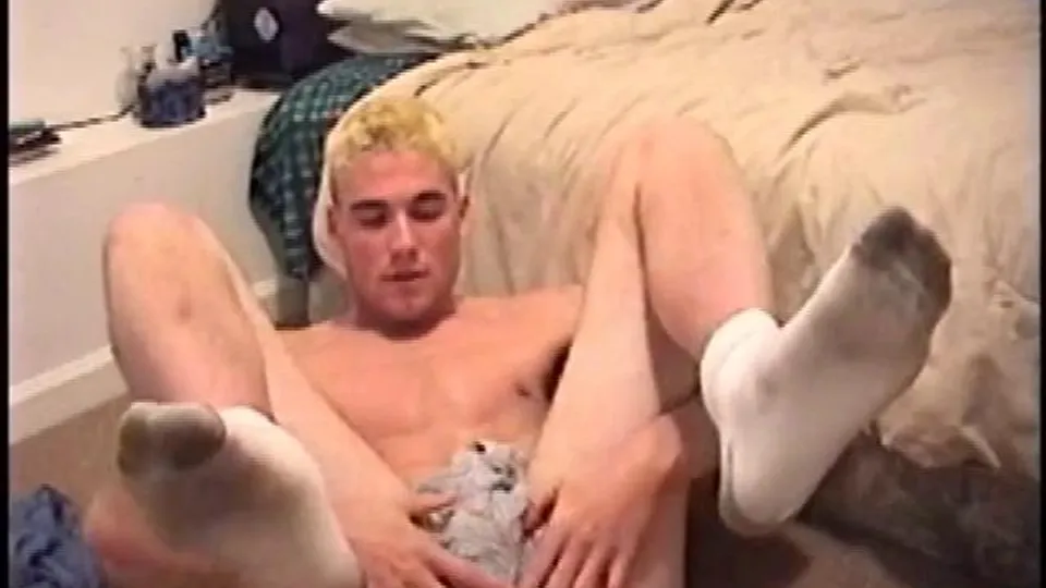 Hung Boy Ashton Dildo Jacking