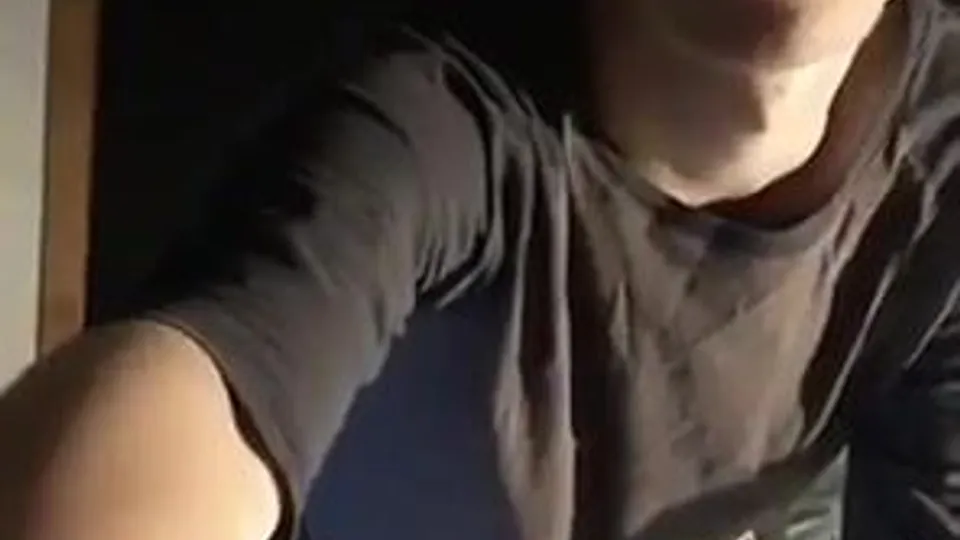 Hung Cocks: Solo Gay Masturbation