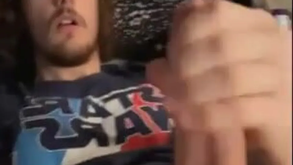 Hung Star Wars fan beats his meat - ThisVid.com 中文