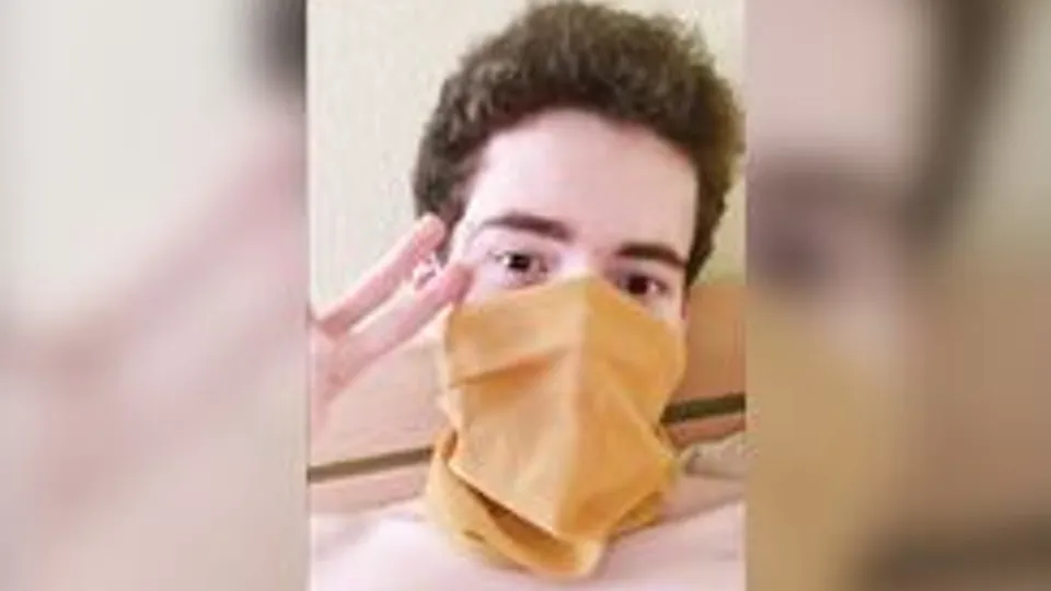 Hung Teen Chokes Chicken Cam Boys Porn