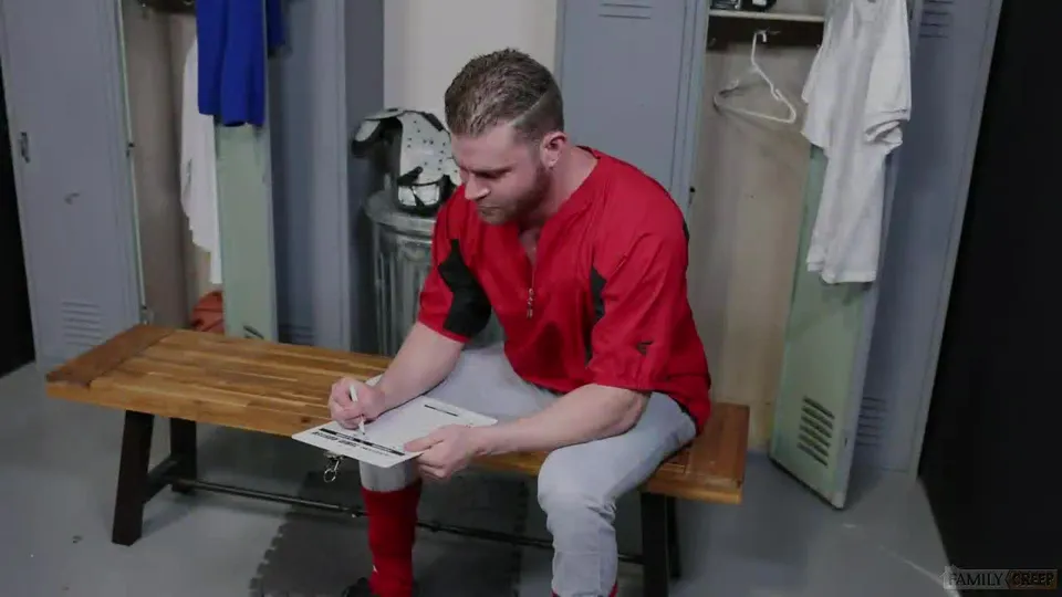 I Missed That Ass - Aaron Trainer fucks Blake Ryan.mp4
