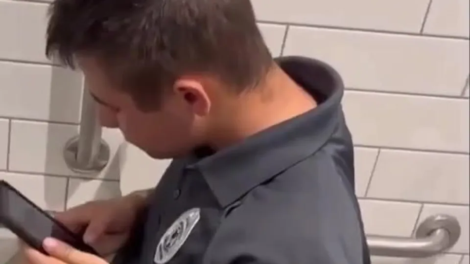 I need security - ThisVid.com