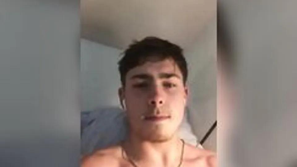 Impudent Steve cums with swearing