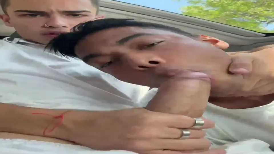 imRoger_Gay_Porn_Sexy_Horny_Dick_Sucker_Adores_Dicks_Sucking_Solo_And_Fuck__5_.mp4 watch on BigShare.io
