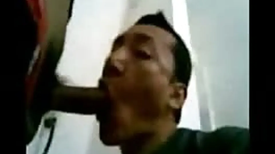 In public toilet4