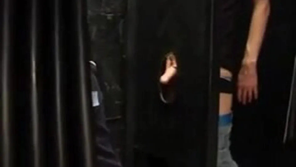 In the clun toilets - ThisVid.com