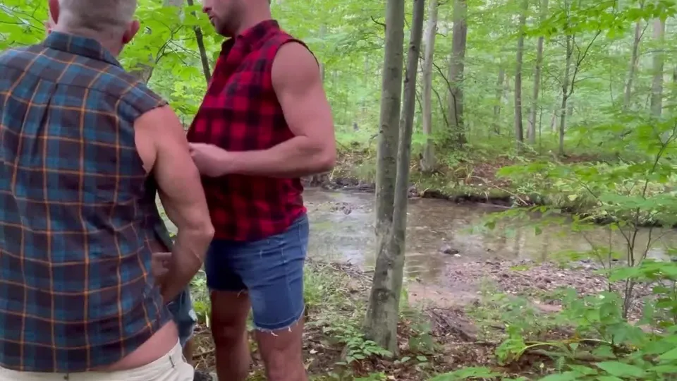 In the hiking trail - Carolina Couple, Jordi Massive & AnonOne.mp4