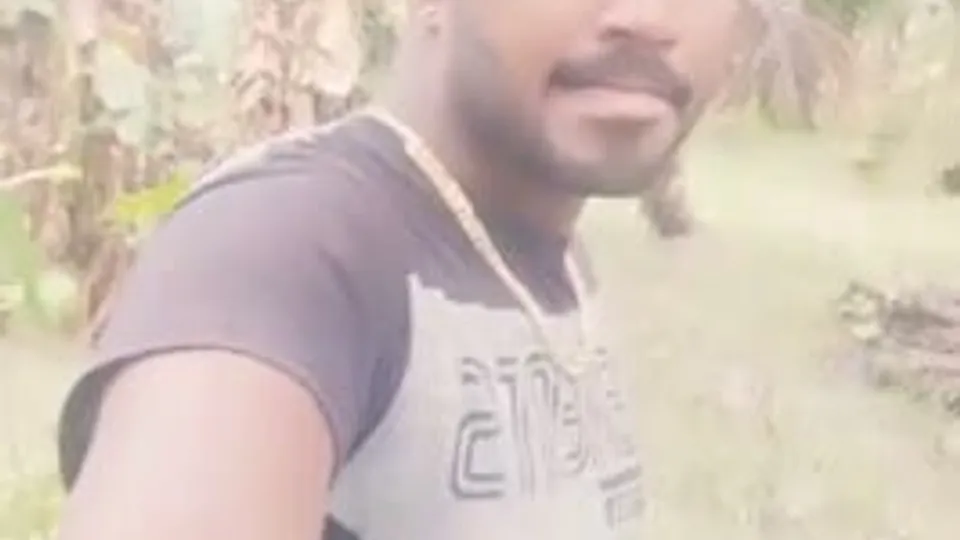 Indian Gay Friends Suck in Woods