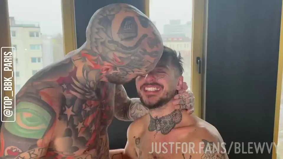 InkedBrln Nude Leaks Gay Porn, Tatted Masculine Dude Bottoming And Hard Ass Fucked Bareback (3).mp4