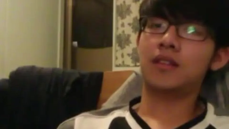 Insanely hung asian nerd unloads
