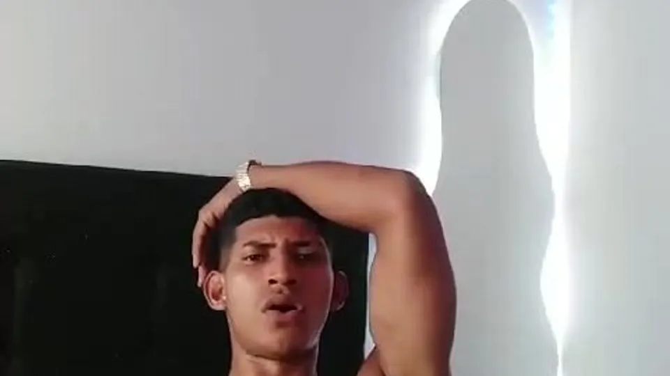 Intense orgasm latino tiktoker bigdick_21 - ThisVid.com