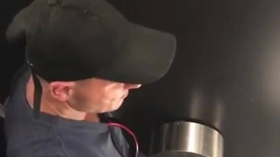 Stall Spy Jerk Off