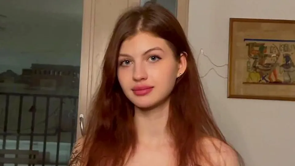 Invited Russian girlfriend on a date and fried in pussy 