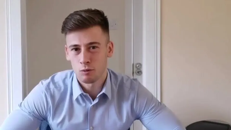 Irish twink shows roleplay - ThisVid.com