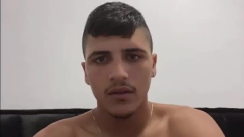 Israeli baited on cam - video 2 - ThisVid.com