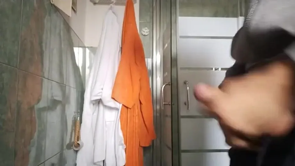 Italian cum show