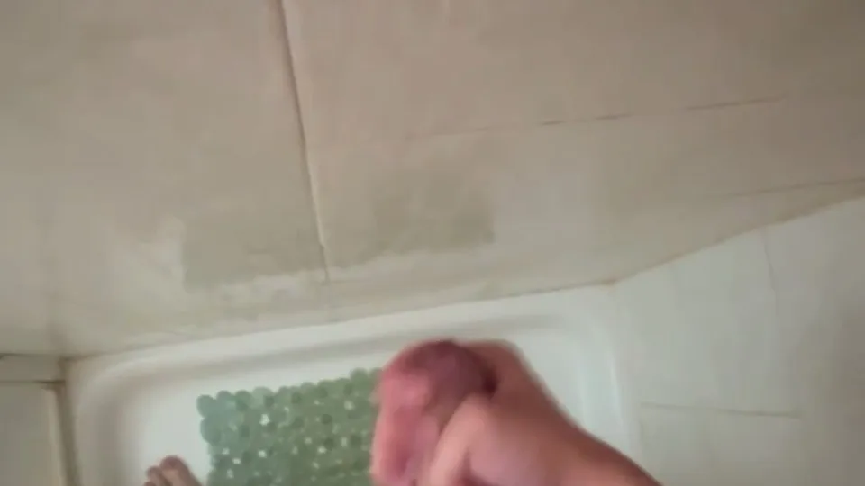 Italian teen shower cum - ThisVid.com