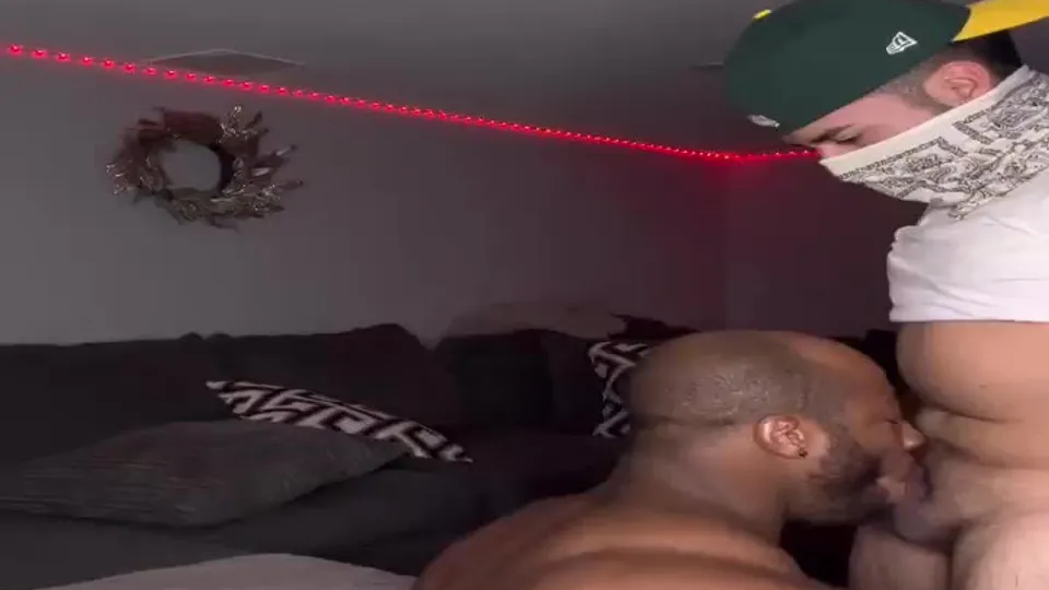 ItsTylerReese (Tyler Reese) Nude Leaks Gay Porn, Sexy Muscle Jacked Submissive Black Hunk Loves Being Butt Fucked (35).mp4