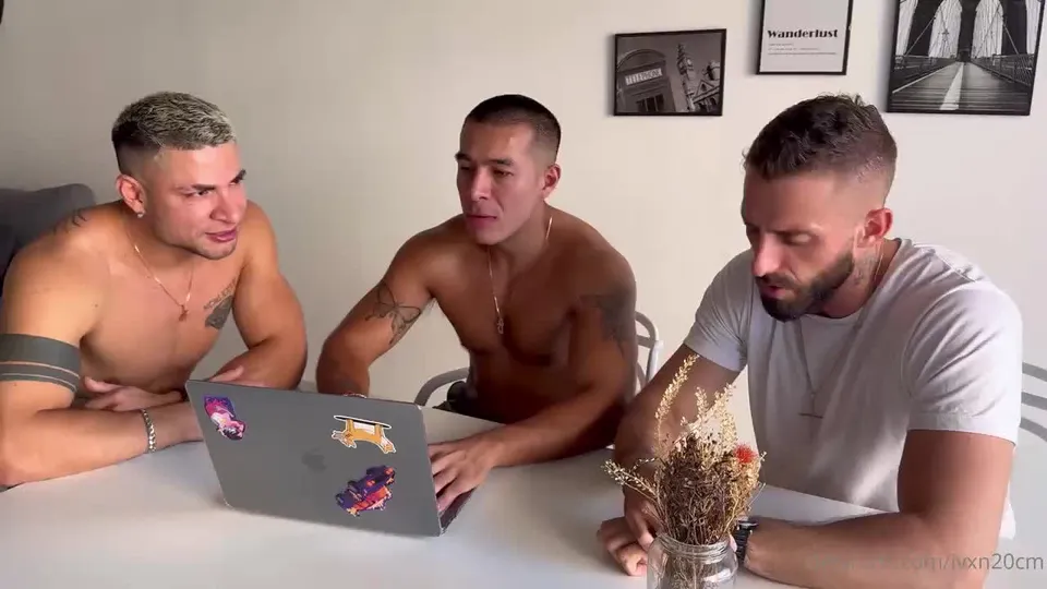 IvanXXL Massive Dick, Strong Body And Thighs, Horny 69 Cock Sucking, Blowjobs And Anal Fucking (14).mp4