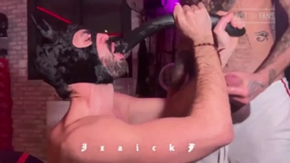 Izaick's Horny Cockthirsty Bottoms