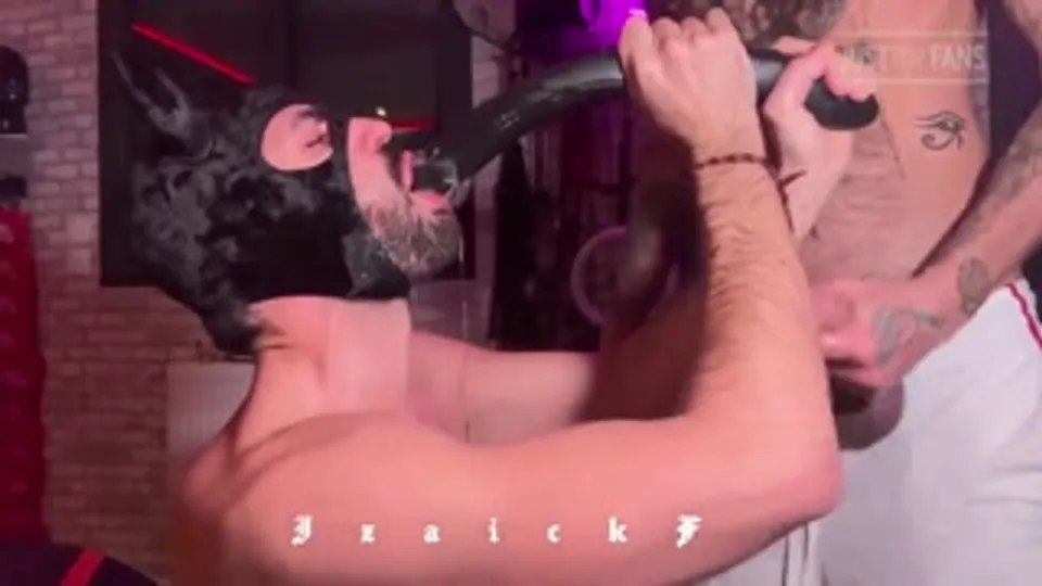 Izaick's Horny Cockthirsty Bottoms