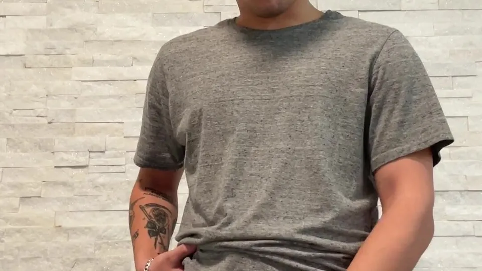 J0sh shoots a big load - ThisVid.com