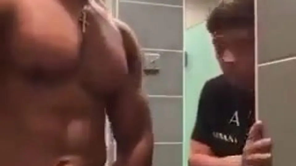 Jacking at the gym when an observer joins in - ThisVid.com