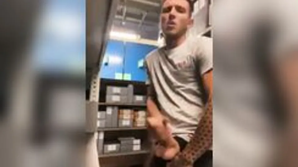 Jacking Cum Snack at work