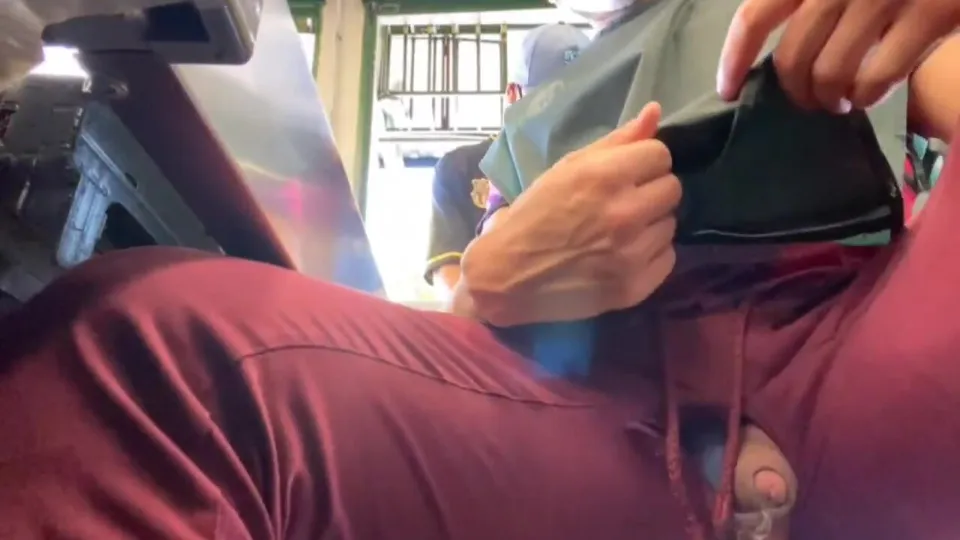 Jacking off and cumming in front of customers - ThisVid.com