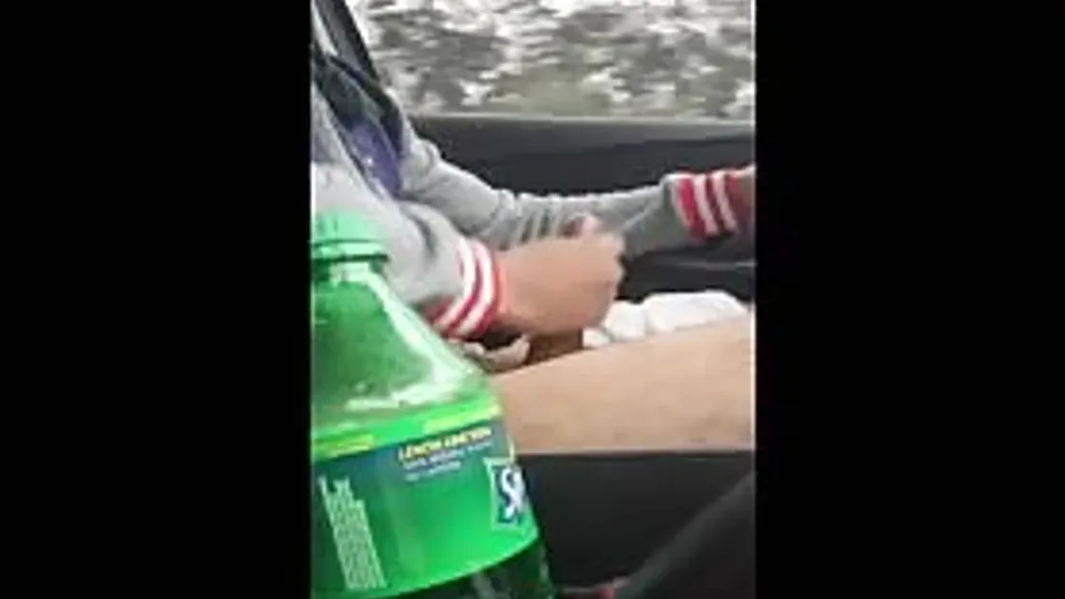 Solo Gay Jack-off in Car