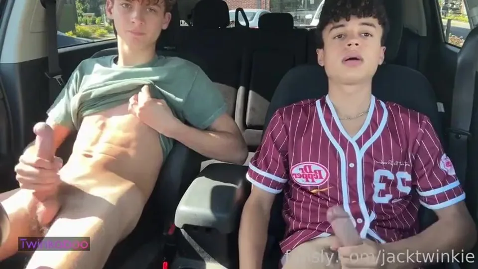 Jacktwinkie's Car Blowjob