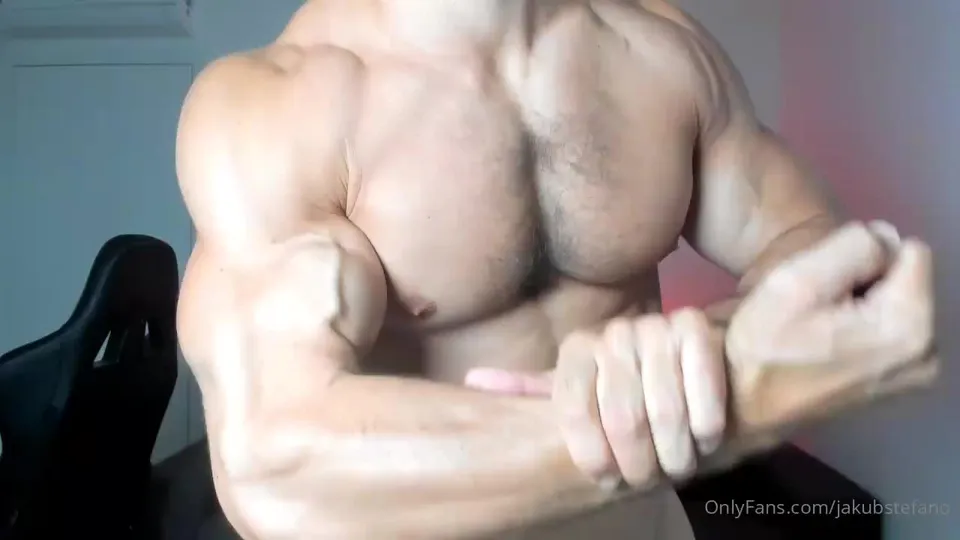 JAKUB Sizzling Sexy Muscle Stud Daddy Intense Masturbation Videos MOANING (13).mp4