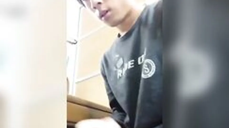 Japanese cute boy twink show porn