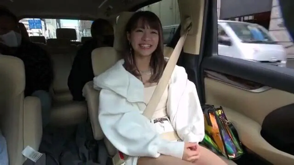 Japanese Threesome: Lingerie Squirting